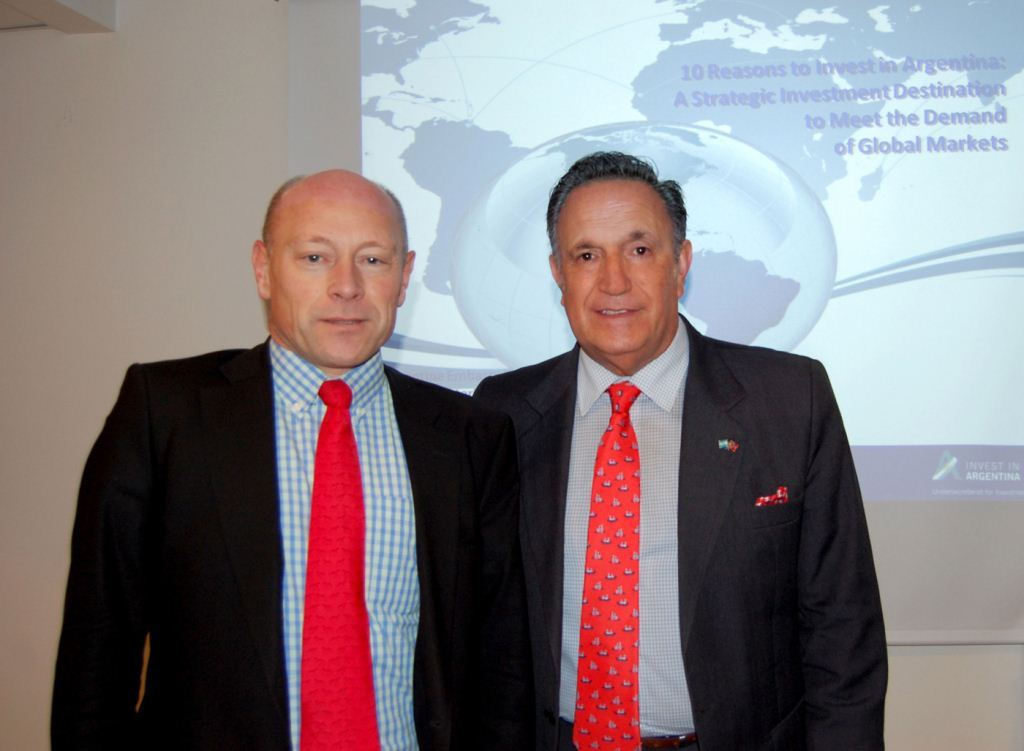 Embajador D. Juan Manuel Ortiz de Rozas con Sr. Lars-Kåre Legernes